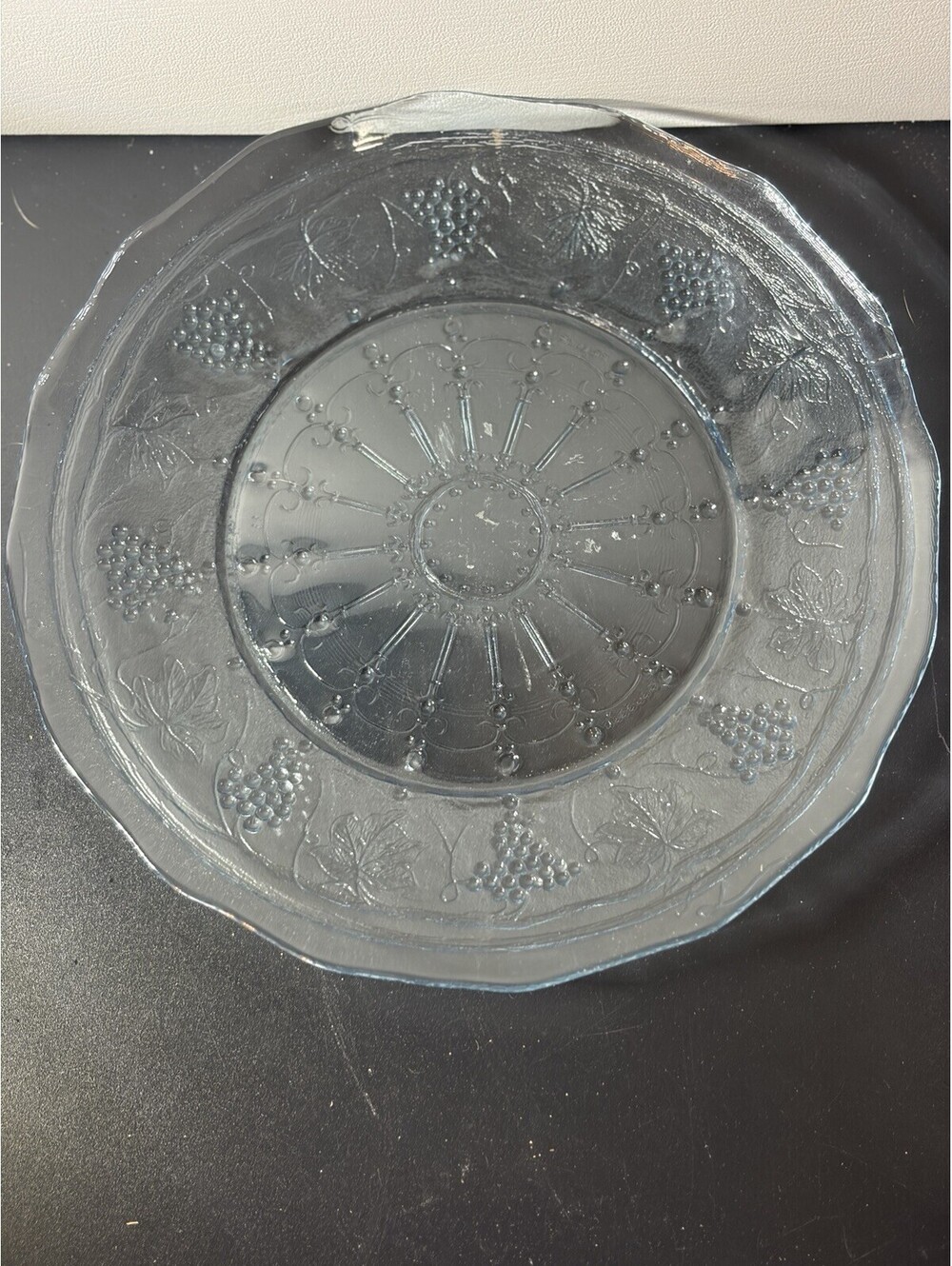 Arcoroc France Minos Sapphire Glass Plates 8” - Pressed Grapes & Leaf - Set Of 8